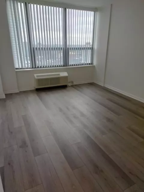 Living - 5100 N Marine Dr #23E, Chicago, IL 60640 photo 3 of 3