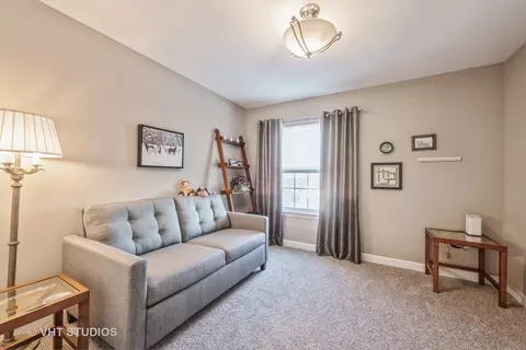 Bedroom - 683 Central Ave, Deerfield, IL 60015 photo 4 of 4