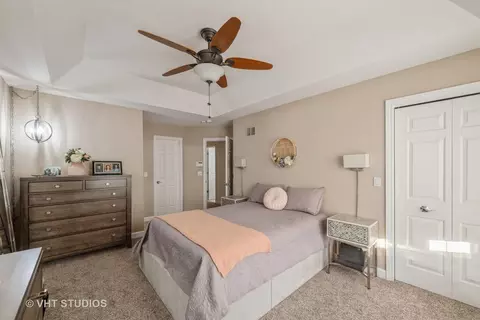 Bedroom - 683 Central Ave, Deerfield, IL 60015 photo 2 of 4