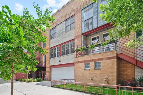 1307 W George St #O, Chicago, IL 60657