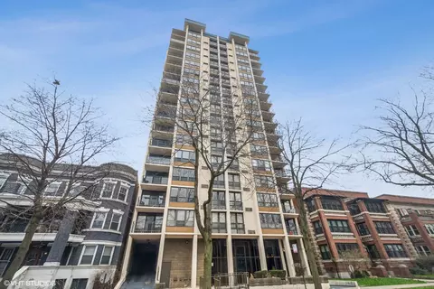 5471 S Hyde Park Blvd #3B, Chicago, IL 60615