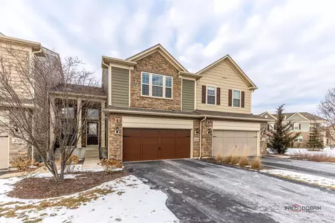 253 Belmont Dr, Lincolnshire, IL 60069