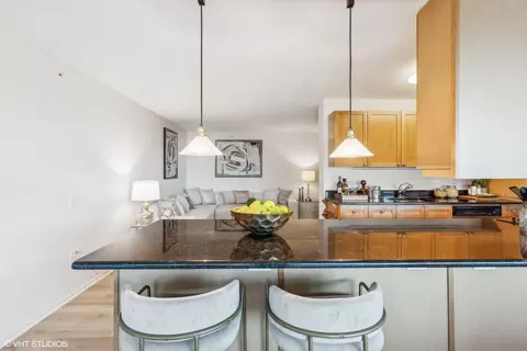 800 Elgin Rd #511, Evanston, IL 60201 photo 11