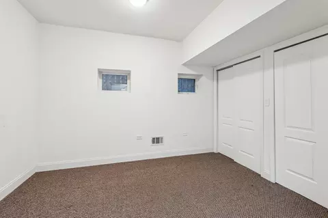 Bedroom - 528 E 45th St, Chicago, IL 60653 photo 4 of 6