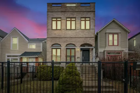 528 E 45th St, Chicago, IL 60653