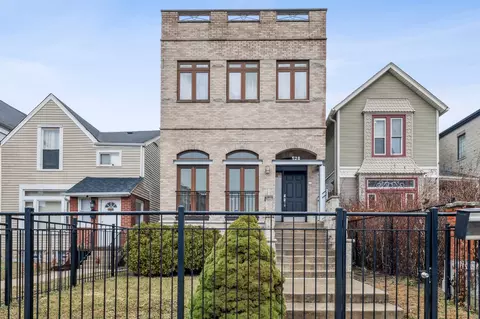 Exterior - 528 E 45th St, Chicago, IL 60653 photo 2 of 4