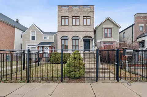 Exterior - 528 E 45th St, Chicago, IL 60653 photo 4 of 4