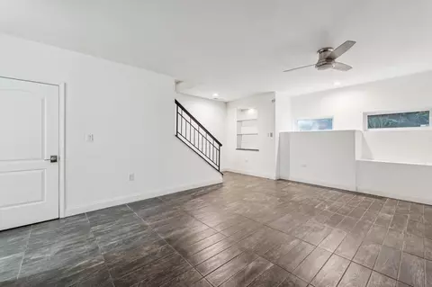 Living - 528 E 45th St, Chicago, IL 60653 photo 7 of 7