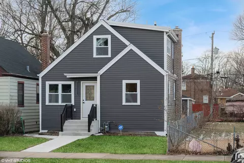 12436 S May St, Calumet Park, IL 60827