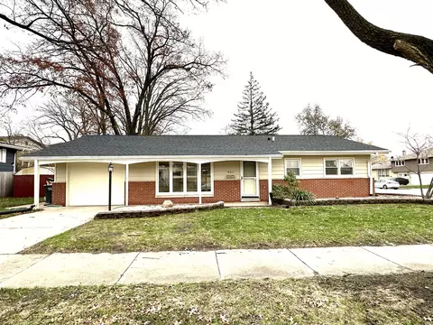 18337 Hickory St, Lansing, IL 60438