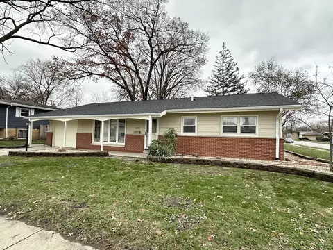 Exterior - 18337 Hickory St, Lansing, IL 60438 photo 2 of 3