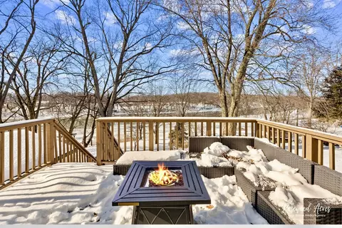 Exterior - 831 N River Dr, Kankakee, IL 60901 photo 2 of 5
