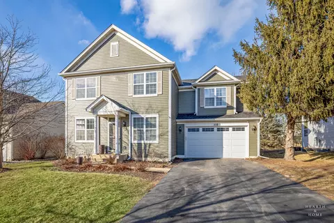 335 Foxford Dr, Cary, IL 60013