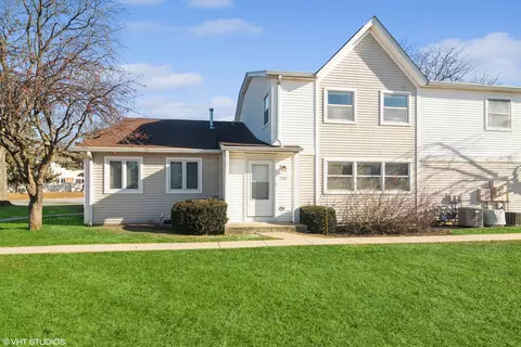 552 Inverrary Ln, Deerfield, IL 60015
