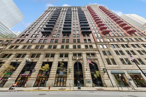 212 W Washington St #1904, Chicago, IL 60606