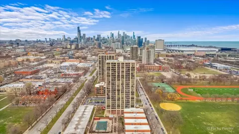3001 S Michigan Ave #1006, Chicago, IL 60616