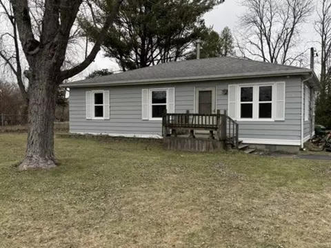39277 N Carol Ln, Beach Park, IL 60099