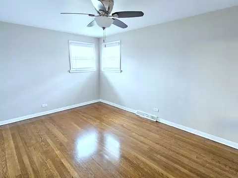 Bedroom - 14331 Ingleside Ave, Dolton, IL 60419 photo 1 of 4