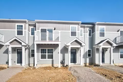 187 Kingsport Dr, South Elgin, IL 60177