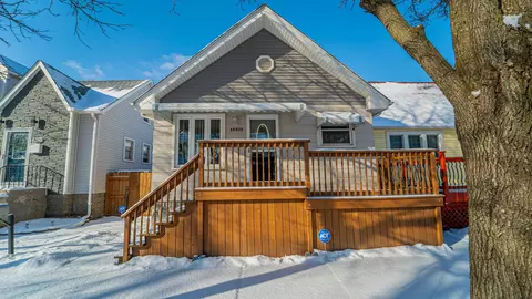 13518 S Avenue M, Chicago, IL 60633