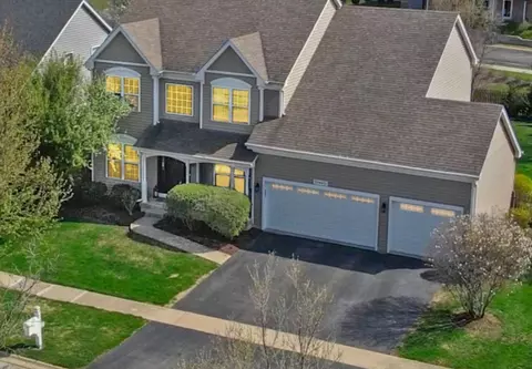 39 S W491 S Hyde Park, Geneva, IL 60134