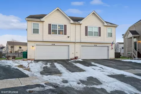 938 Saddle Ridge Dr, Joliet, IL 60432