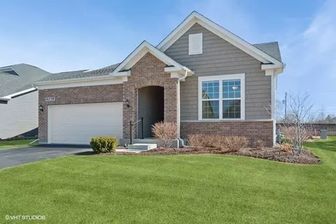 4039 Lobo Ln, Naperville, IL 60564