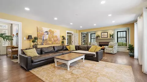 33 W179 Surrey Rd, Wayne, IL 60184 photo 7