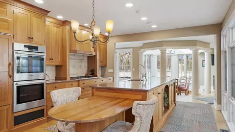 33 W179 Surrey Rd, Wayne, IL 60184 photo 5