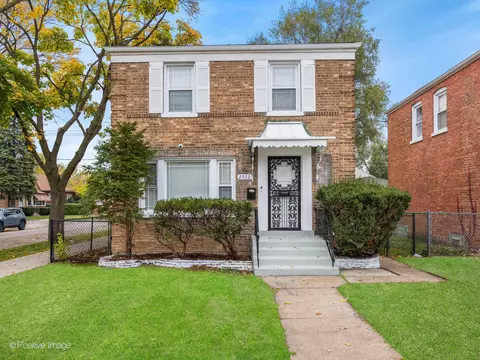 2532 E 91st St, Chicago, IL 60617 photo 1