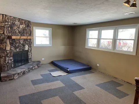 4070 Hudson Dr, Hoffman Estates, IL 60192 photo 15