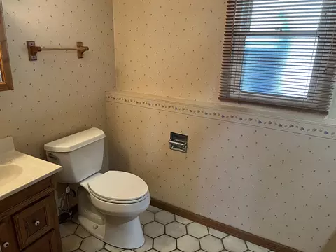 4070 Hudson Dr, Hoffman Estates, IL 60192 photo 19