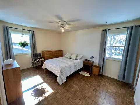 4070 Hudson Dr, Hoffman Estates, IL 60192 photo 8