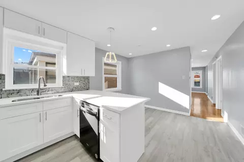 Kitchen - 7743 S Spaulding Ave, Chicago, IL 60652 photo 4 of 4