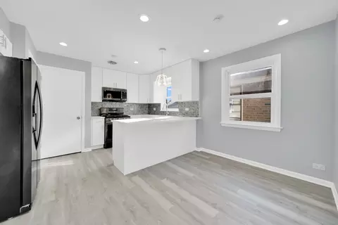 Kitchen - 7743 S Spaulding Ave, Chicago, IL 60652 photo 1 of 4