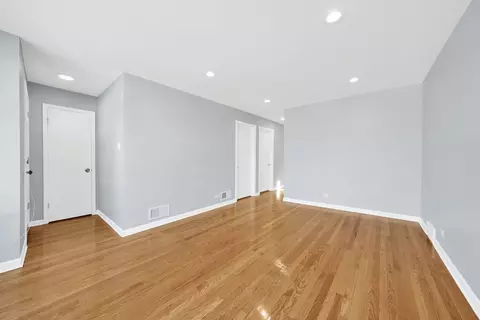 Living - 7743 S Spaulding Ave, Chicago, IL 60652 photo 2 of 3