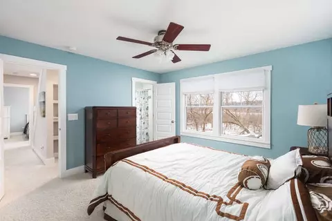 Bedroom - 7 Windward Way, Ottawa, IL 61350 photo 5 of 7