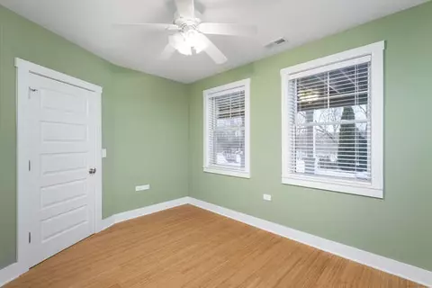 Bedroom - 7 Windward Way, Ottawa, IL 61350 photo 7 of 7