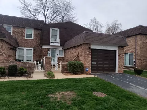 17 W767 Lowell Ln, Villa Park, IL 60181