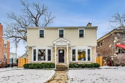 1230 N Grove Ave, Oak Park, IL 60302