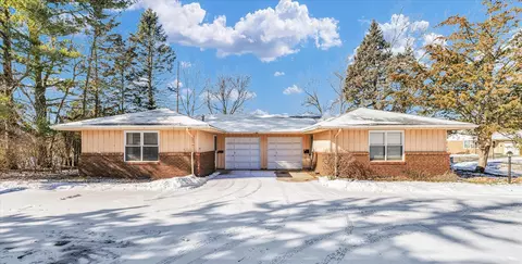 1105 E Willard St, Urbana, IL 61801