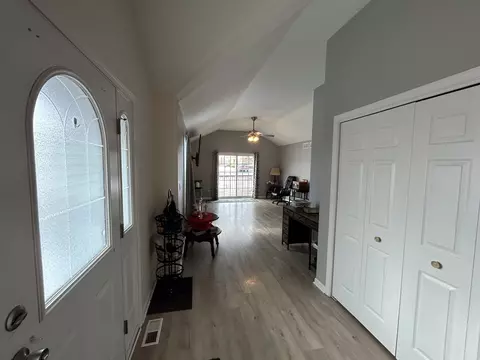 Entry Way - Undisclosed, Beecher, IL 60401 photo 2 of 2