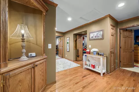 Entry Way - 3302 Chellington Dr, Johnsburg, IL 60051 photo 4 of 5