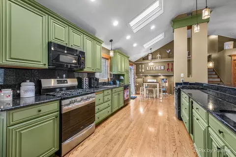Kitchen - 3302 Chellington Dr, Johnsburg, IL 60051 photo 3 of 6