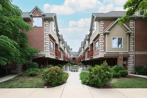 3631 Forest Ave #H, Brookfield, IL 60513