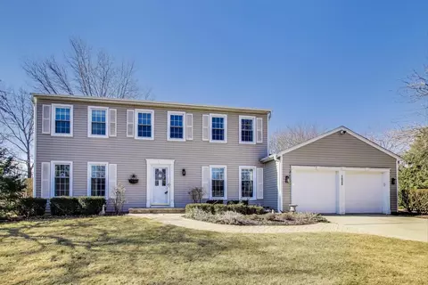 1030 Wellington Ave, Libertyville, IL 60048