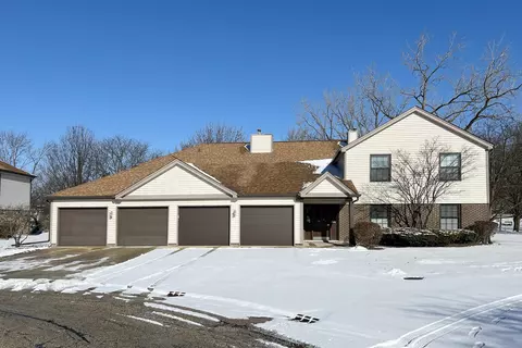856 Stradford Cir #15D1, Buffalo Grove, IL 60089
