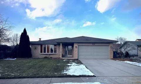 1234 Prodehl Dr, Lockport, IL 60441