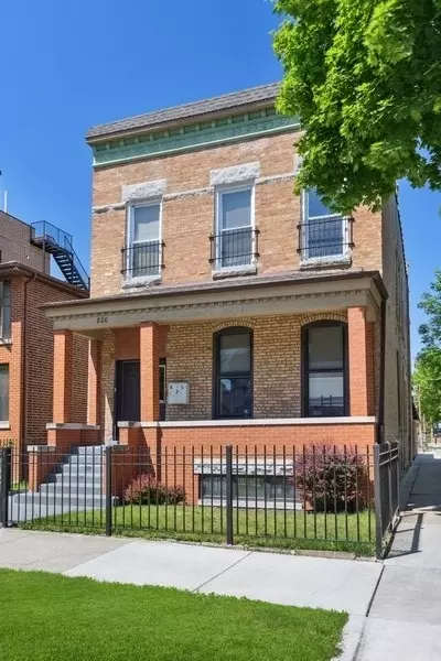 800 S Claremont Ave, Chicago, IL 60612