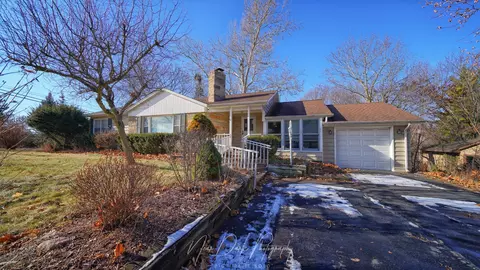 406 Mound St, Fox River Grove, IL 60021